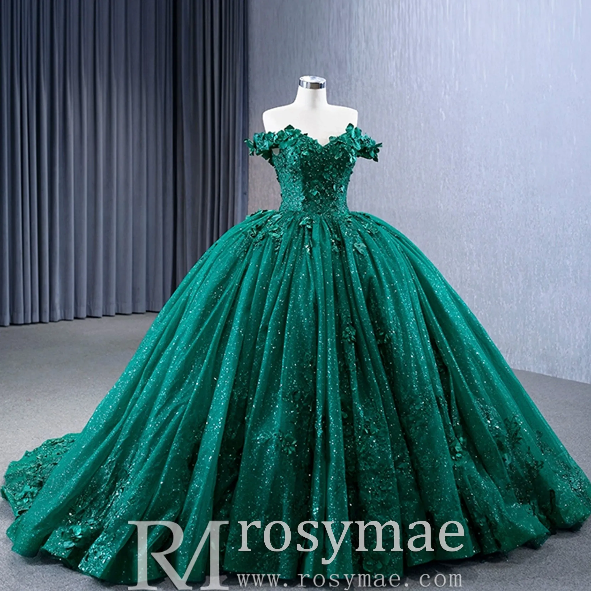 Spring Green Ball Gown Quinceanera Dress with Off the Shoulder