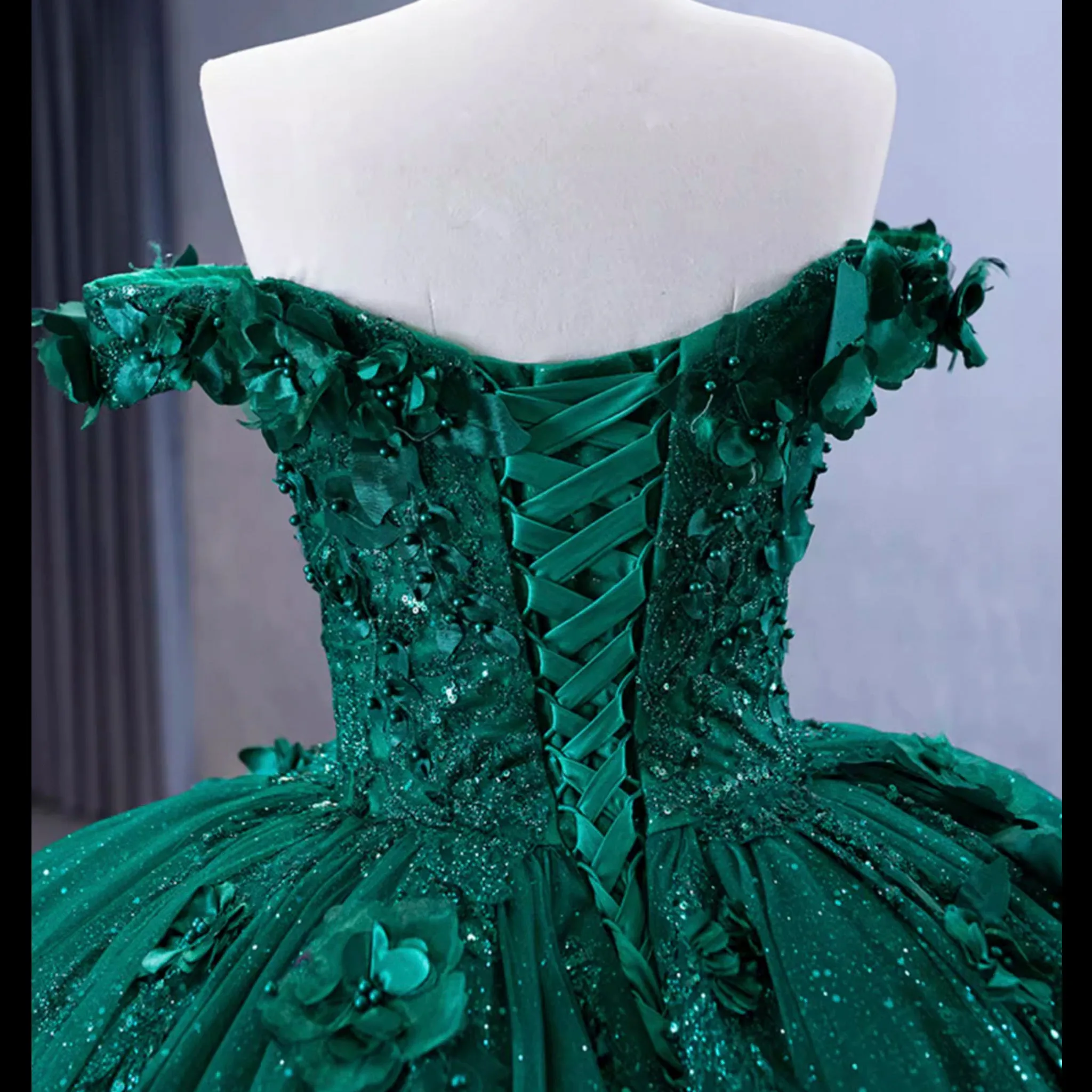 Spring Green Ball Gown Quinceanera Dress with Off the Shoulder
