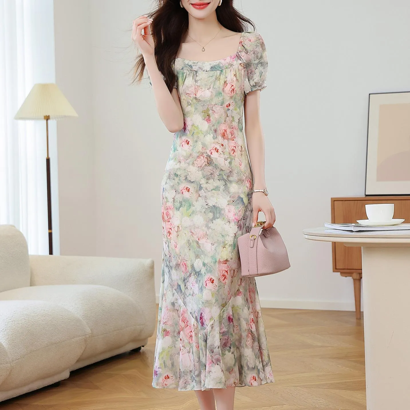 Stunning Women's Dress with Full Floral Print and Mermaid Hem