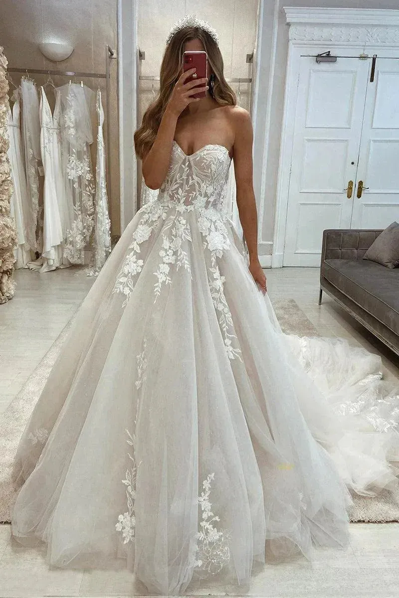 Sweetheart Lace Wedding Dresses Princess Sleeveless Appliques Elegant Long Brdie Dress Boho Prom Bridal Gowns