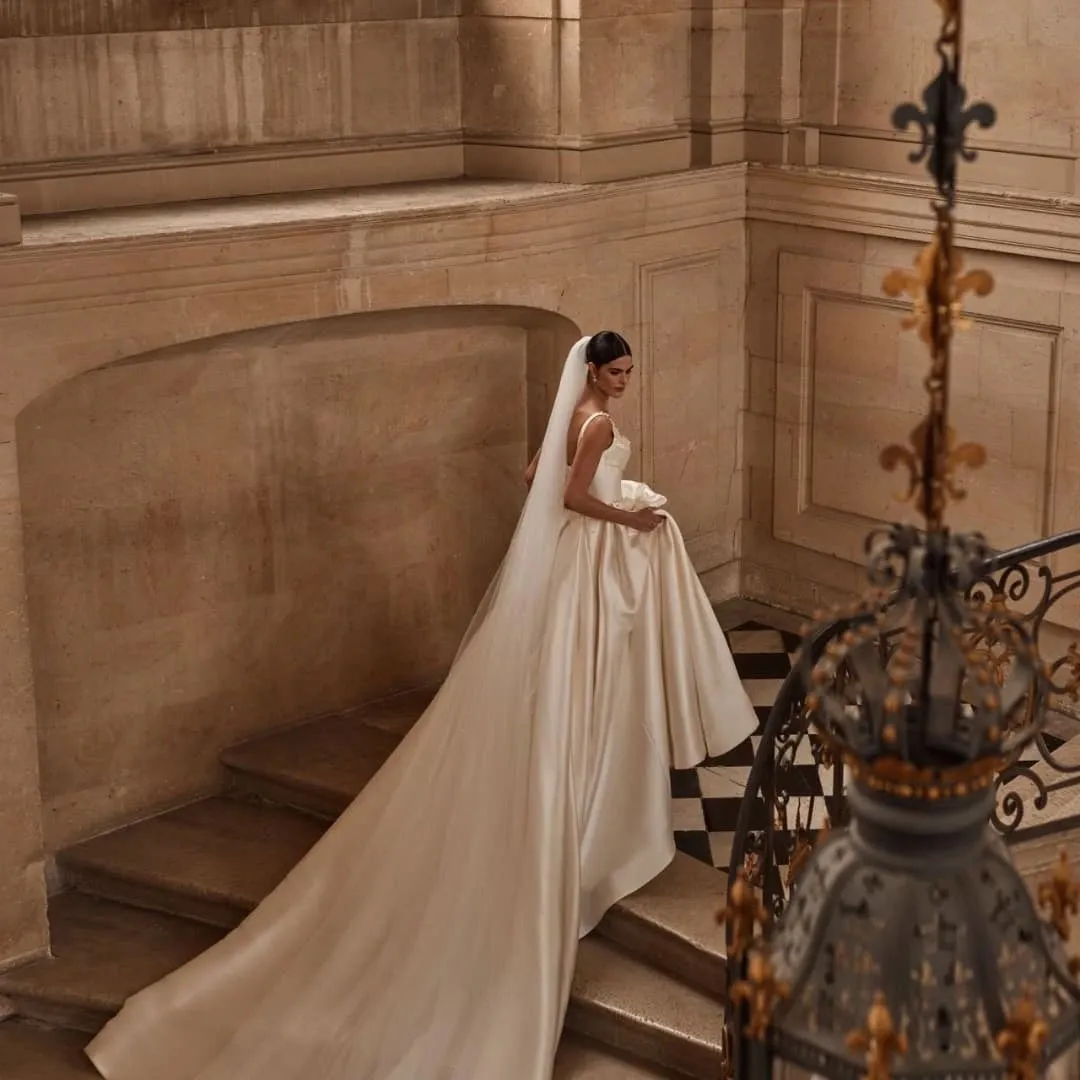 Sweetheart Off-Shoulder Ball Gown Wedding Dress – Pearl Detail, Court Train, Princess Silhouette