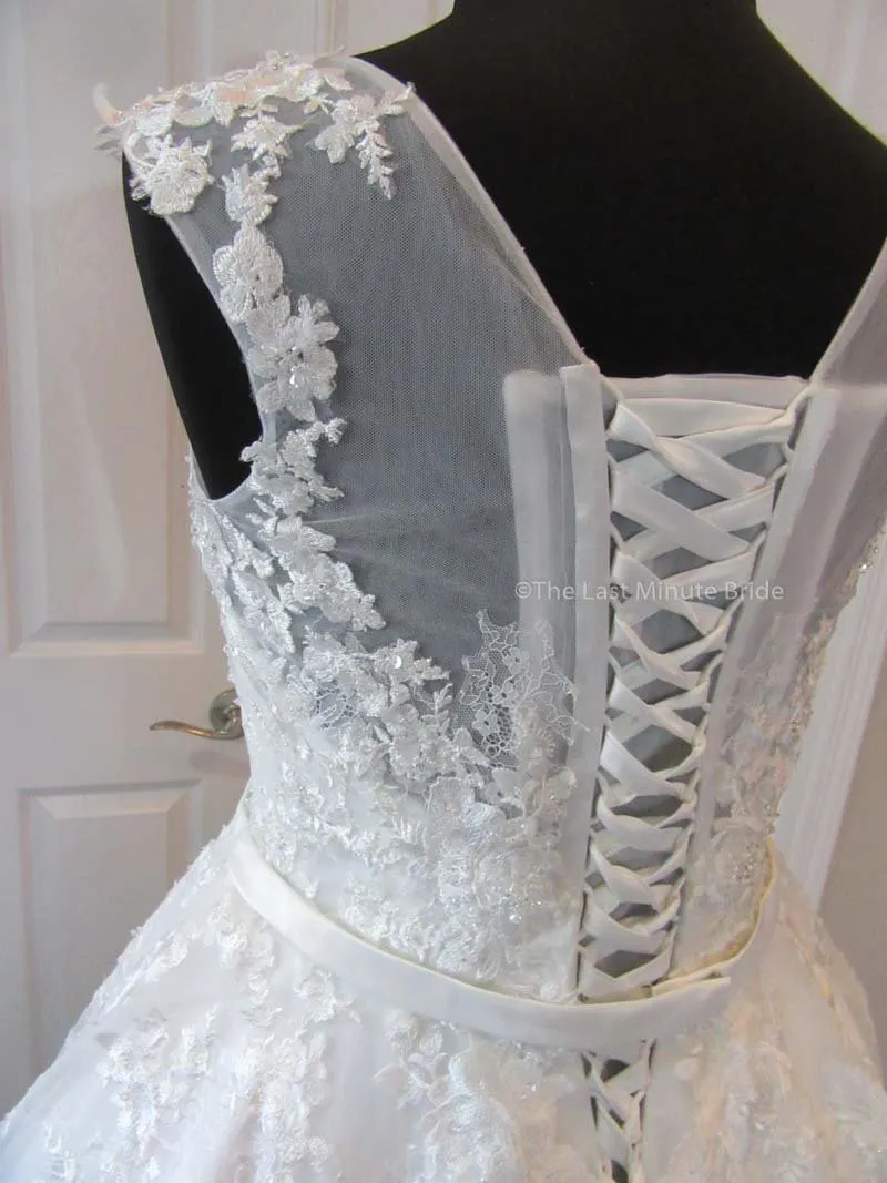 The Last Minute Bride Lindsay (In Stock Sizes)