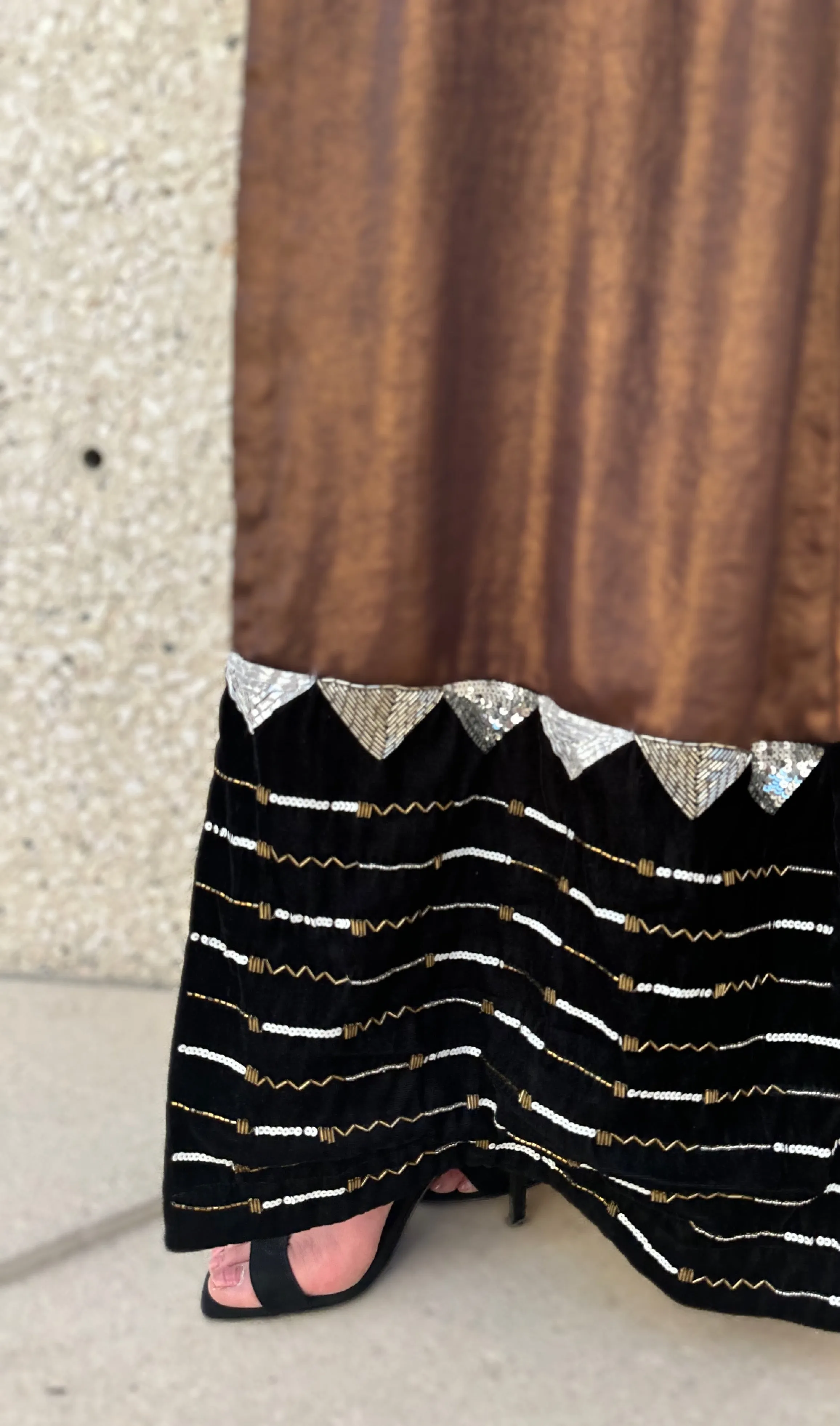 The Magestic Bronze Abaya