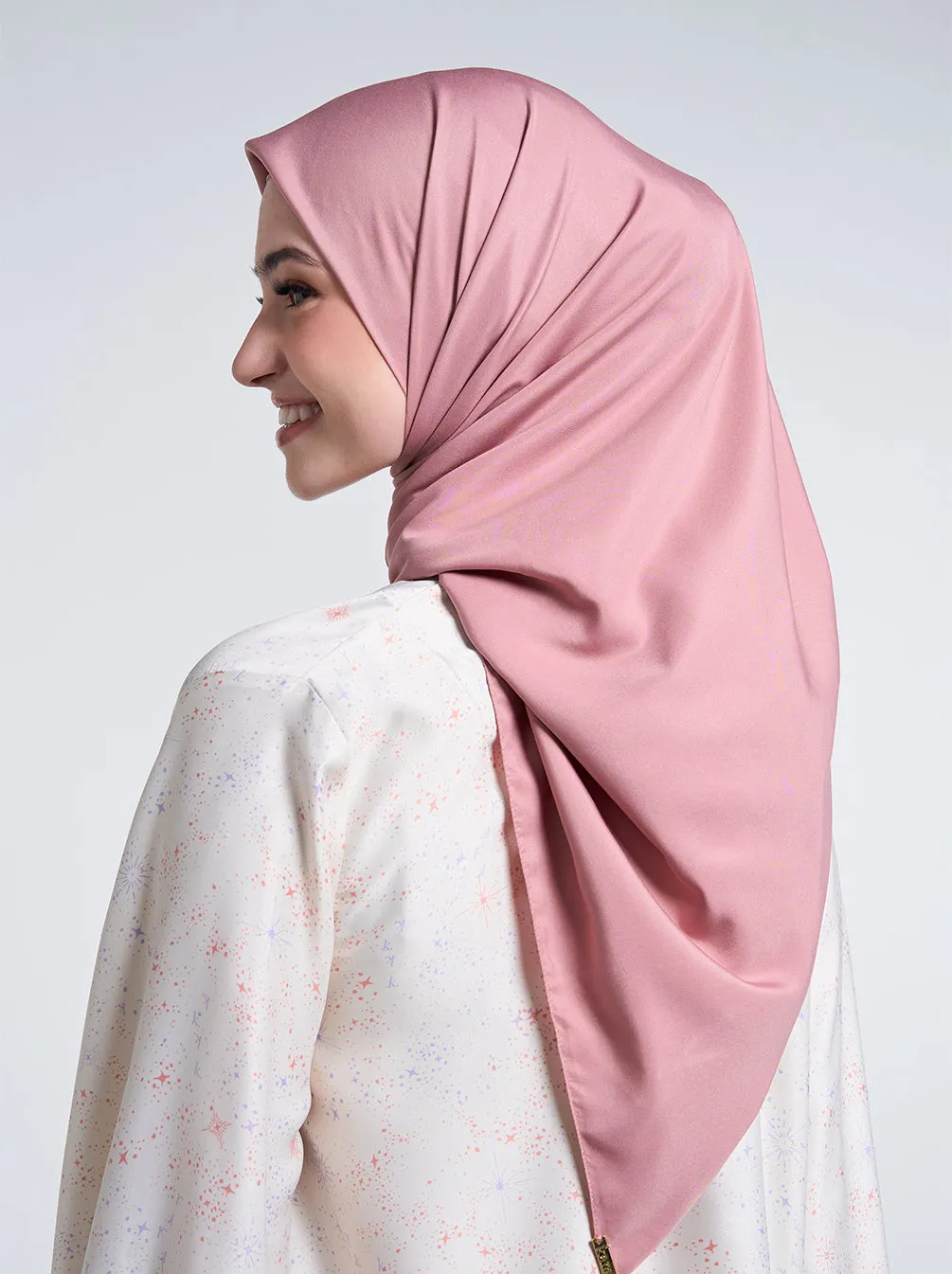 ULTRA SATIN SCARF PLAIN DUSKY ROSE