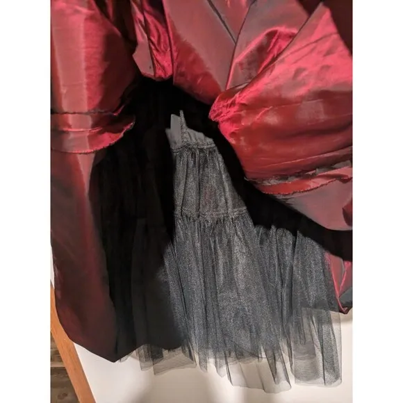 Vintage 80's Red Iridescent Skirt Formal Gown 8 Black Velvet Top B32 Vee Waist
