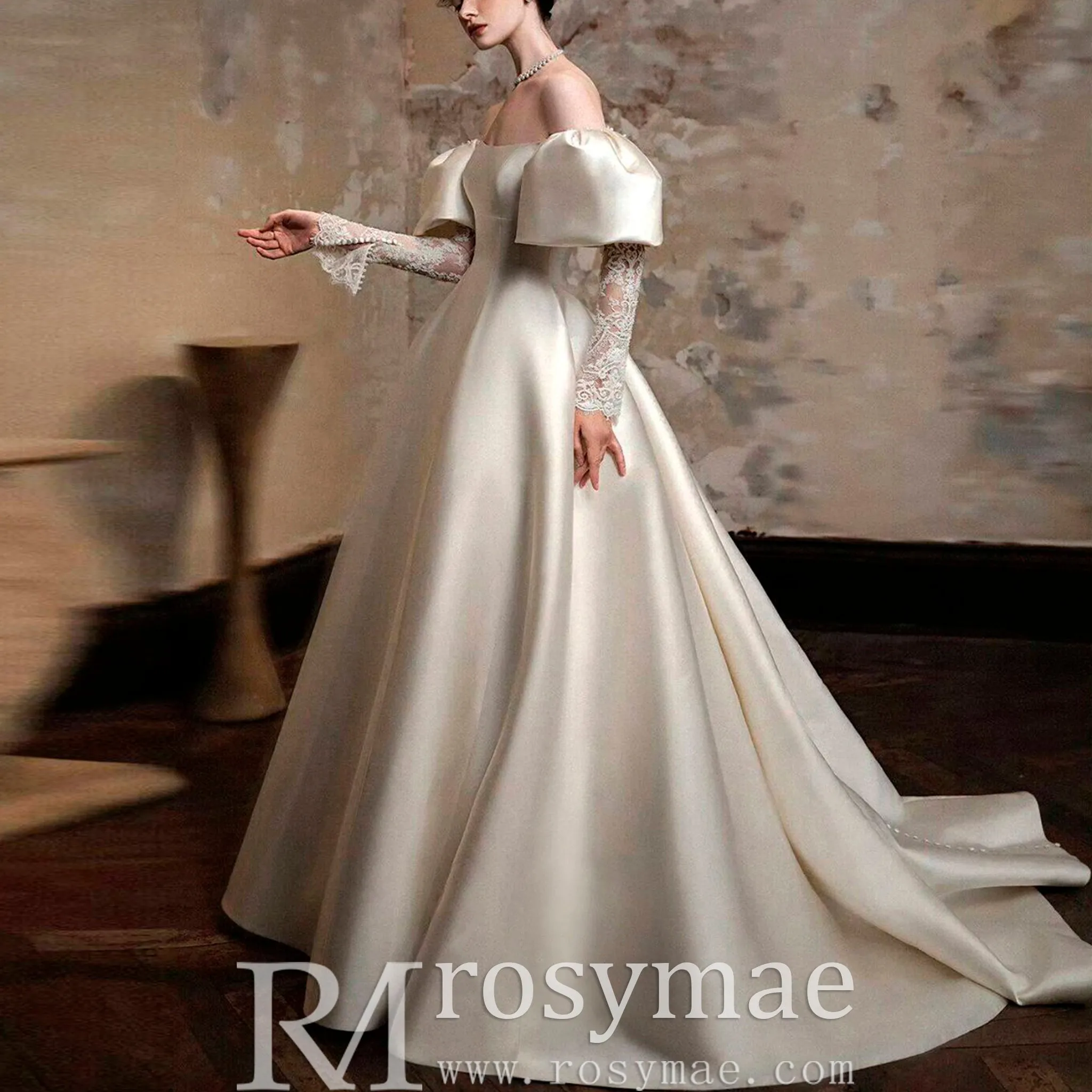 Vintage Ball Gown Lantern Long Sleeve Wedding Dress