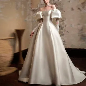 Vintage Ball Gown Lantern Long Sleeve Wedding Dress