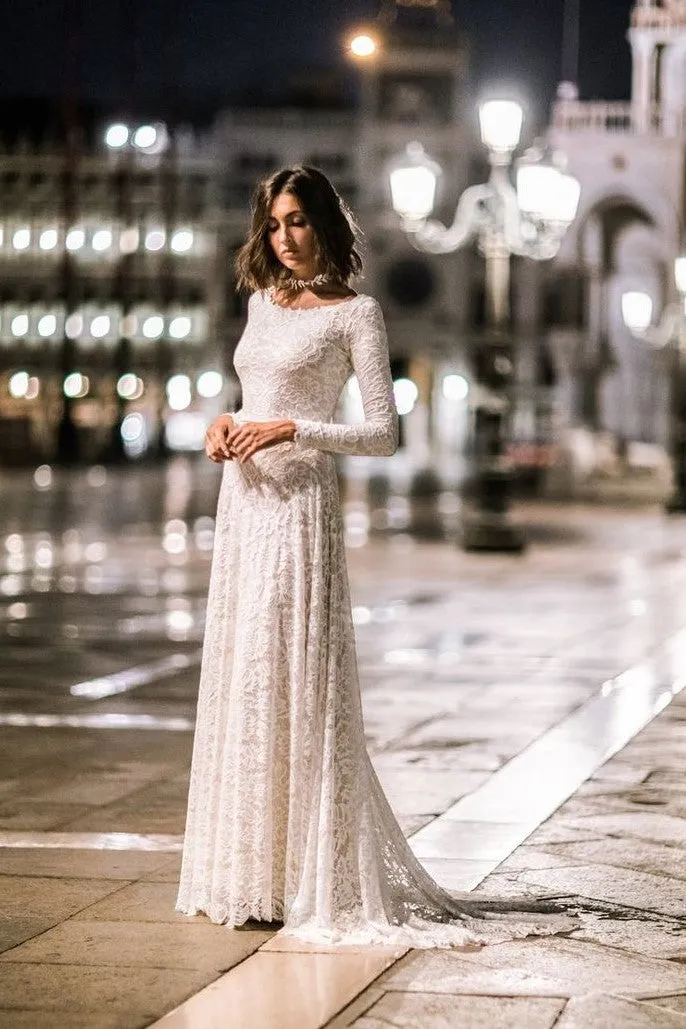 Vintage Lace Long-sleeve Wedding Dress with U Back