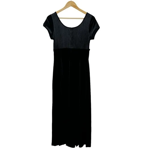 Vintage Papell Boutique Black Velvet Midi Dress 10 Evening Goth Retro Whimsigoth